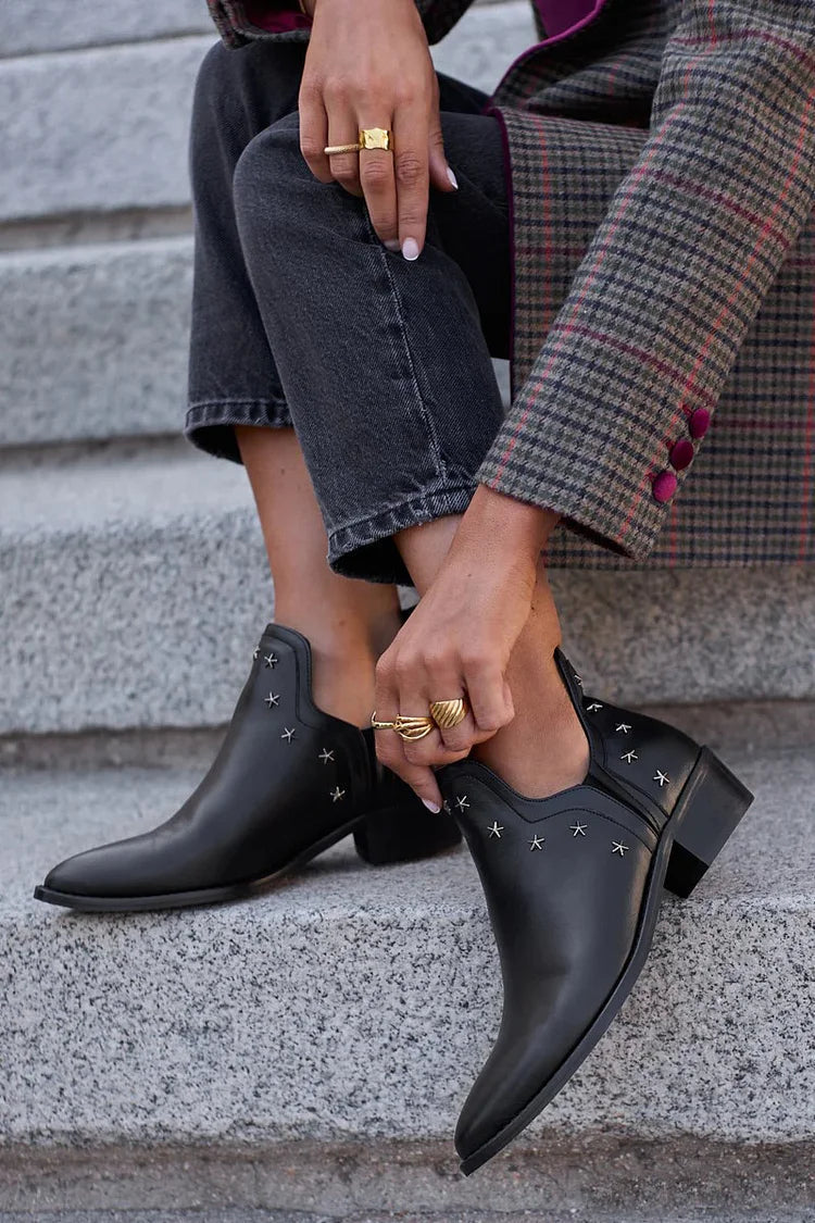 Ulrika | Women's Ankle Boots with Elegant Star Detail