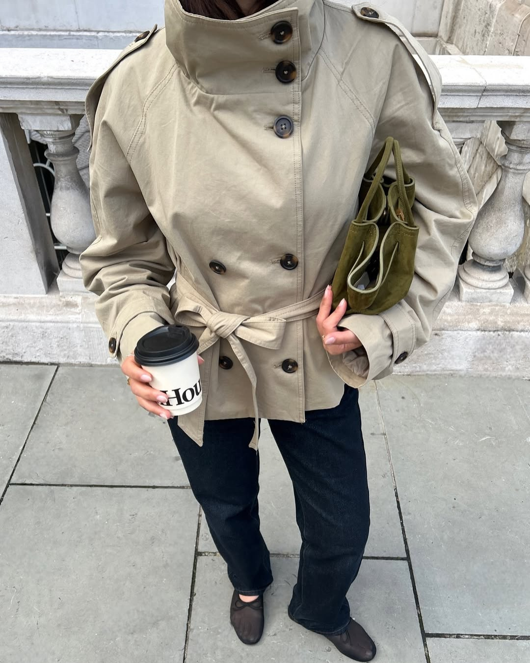 Amabel | Women's Stylish Cropped Trench Coat