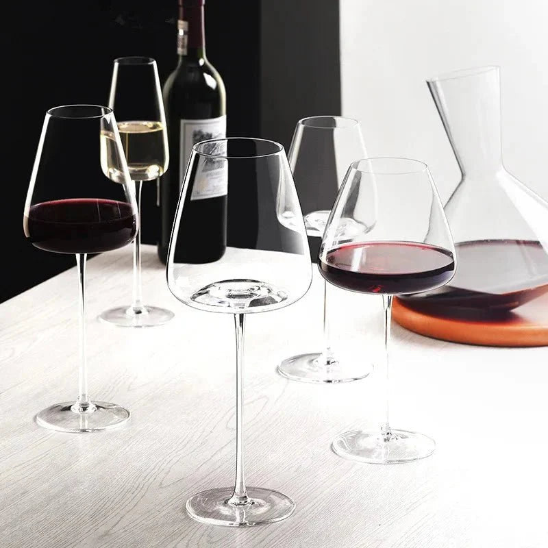 Elegant Hand-Blown Crystal Wine Glasses & Champagne Flutes | Unique Design for Sophisticated Drinking Experience