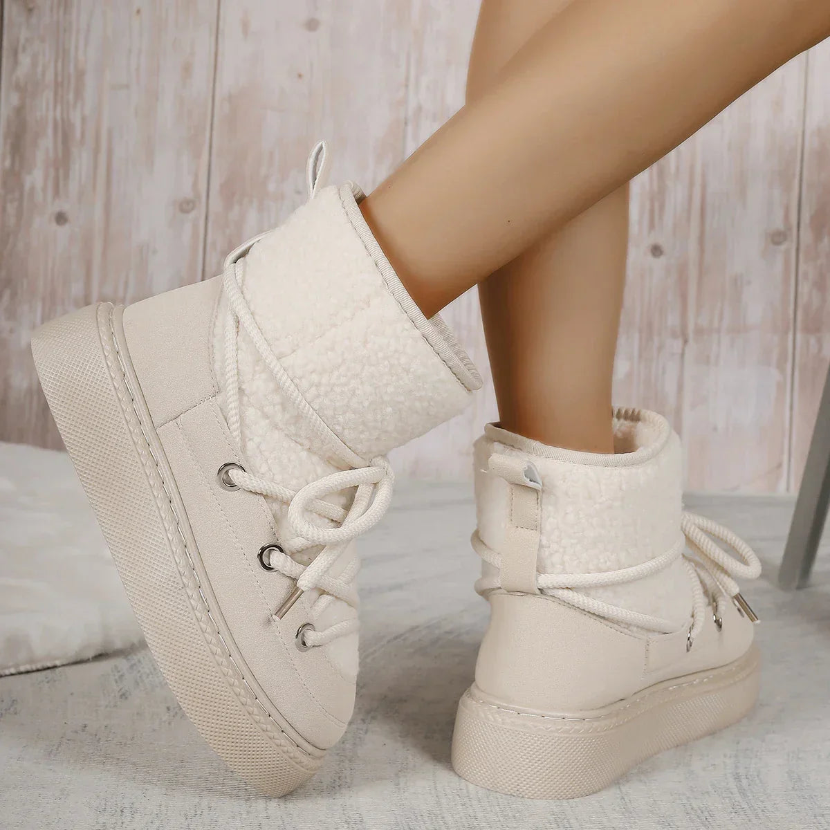 Leanne | Women's Stylish Lace-Up Winter Boots
