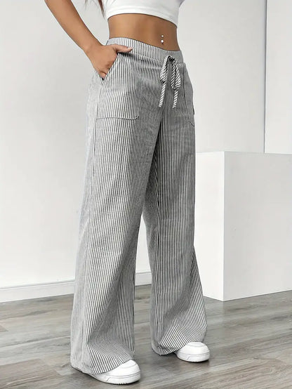 Linda | Chic Striped Trousers with Pockets