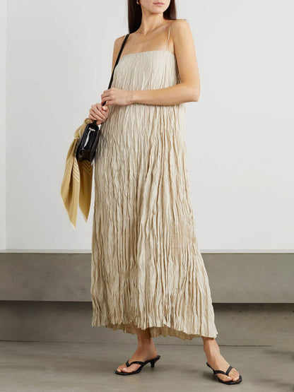 Elegant Pleated Suspender Maxi Dress – Beautiful, Flattering Style