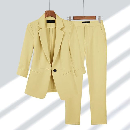 Chloé Elegant Blazer & Trouser Set