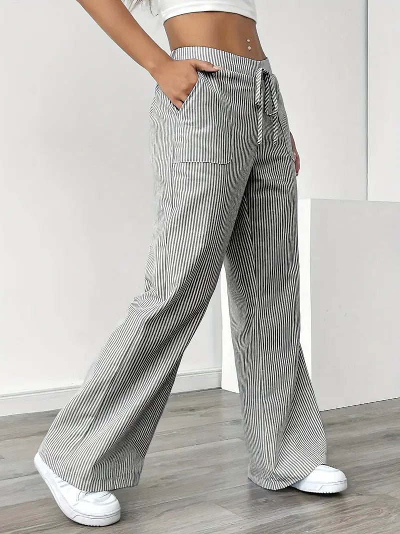 Linda | Chic Striped Trousers with Pockets