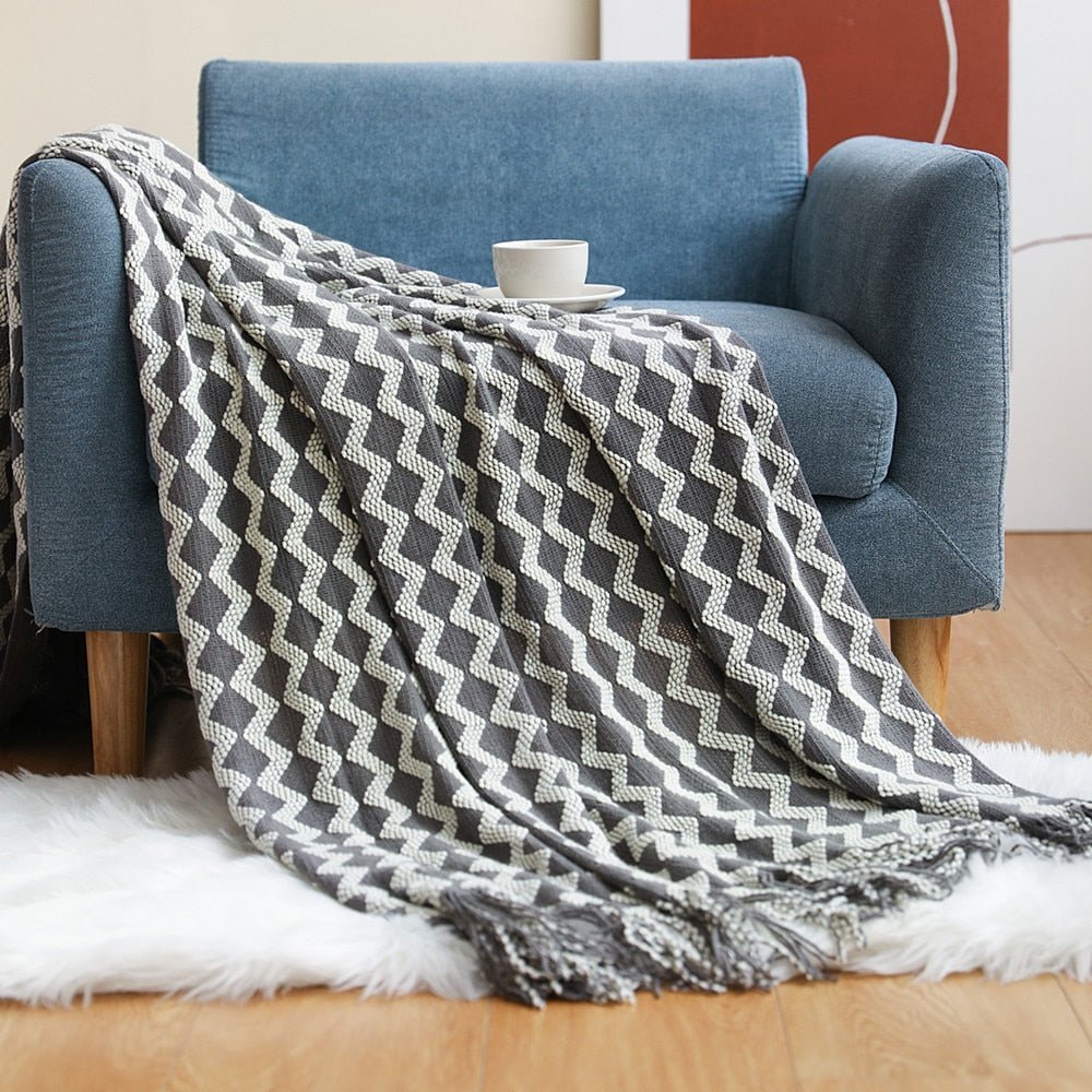 Cozy Comfort | Solid Knitted Sofa Blanket with Elegant Design | Versatile Throw for Year-Round Warmth