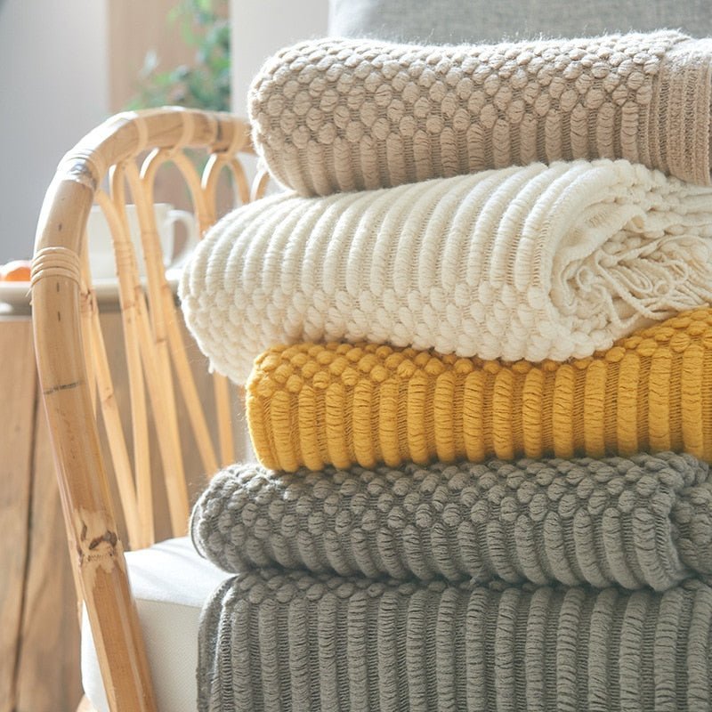 Cozy Comfort | Solid Knitted Sofa Blanket with Elegant Design | Versatile Throw for Year-Round Warmth