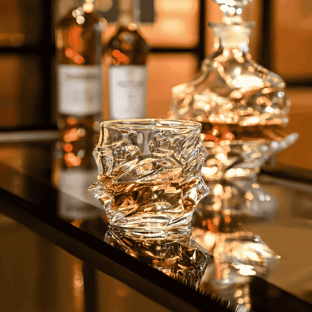 Elegant Crystal Whisky Glass with Intricate Design for Enhanced Tasting Experience