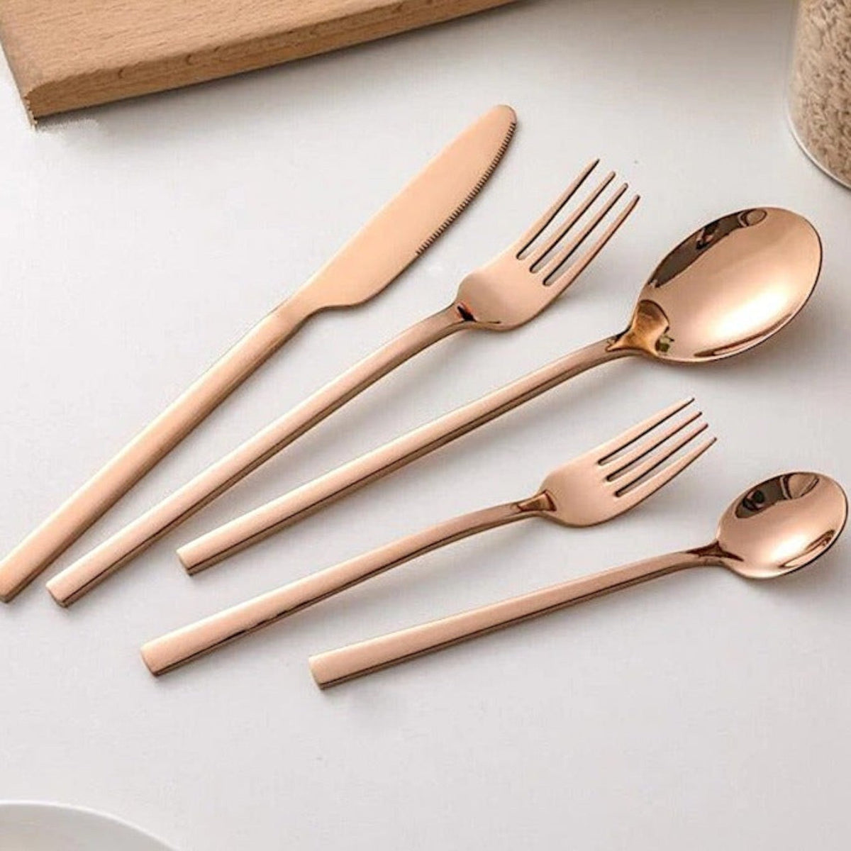 Elegant Cutlery Set | 30-Piece Stainless Steel Tableware with Polished Finish | Modern Design for Everyday Dining