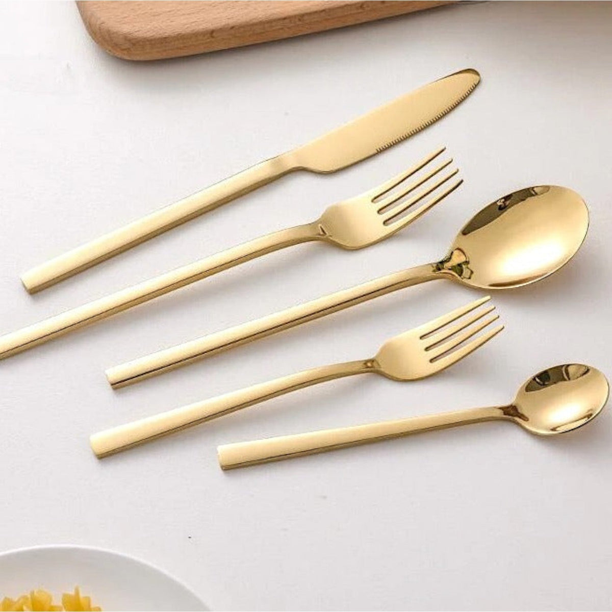 Elegant Cutlery Set | 30-Piece Stainless Steel Tableware with Polished Finish | Modern Design for Everyday Dining