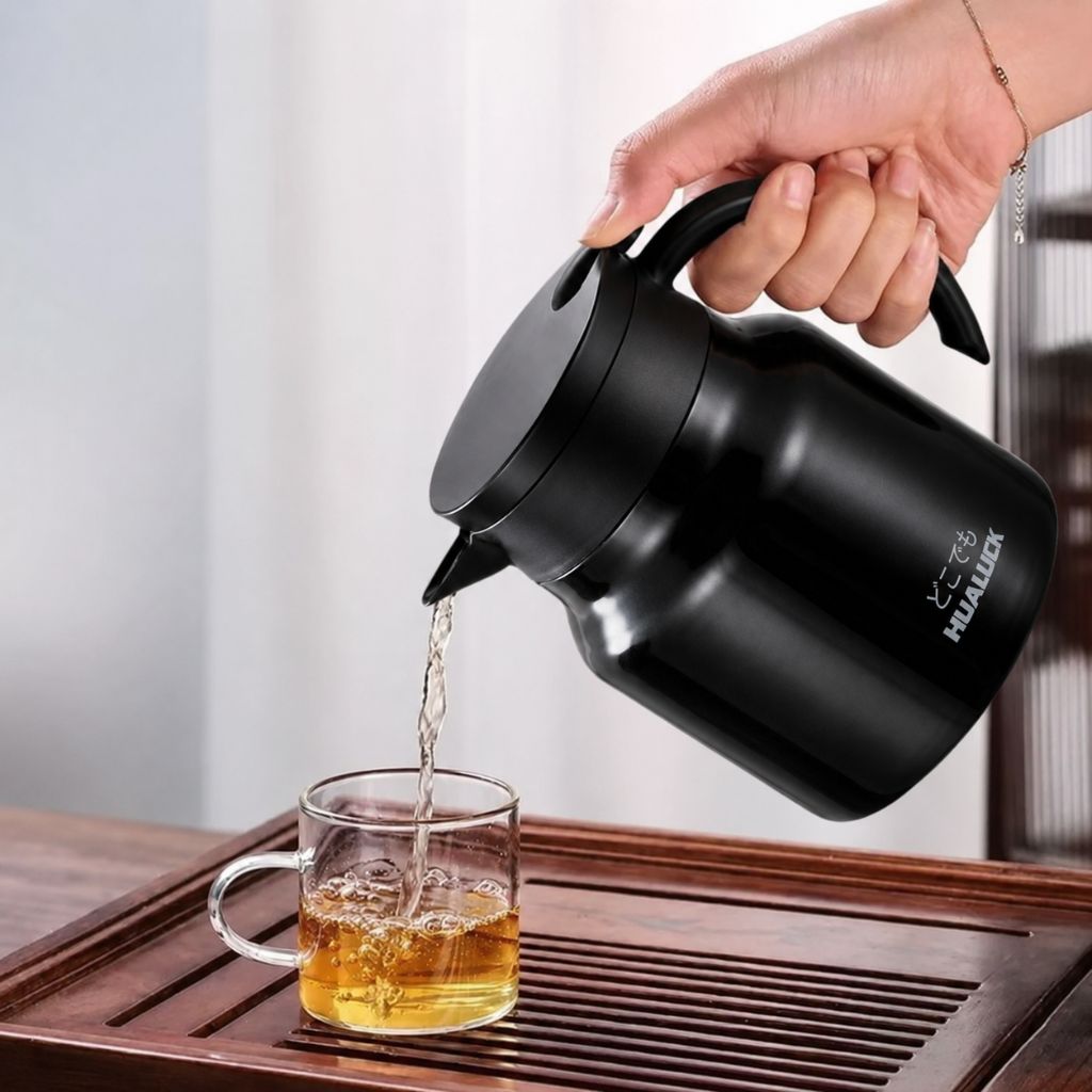 Elegant Insulated Teapot with Built-in Infuser | 800ml Capacity for Optimal Temperature Control