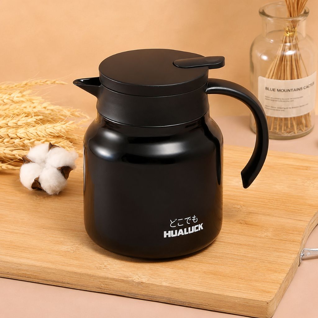 Elegant Insulated Teapot with Built-in Infuser | 800ml Capacity for Optimal Temperature Control