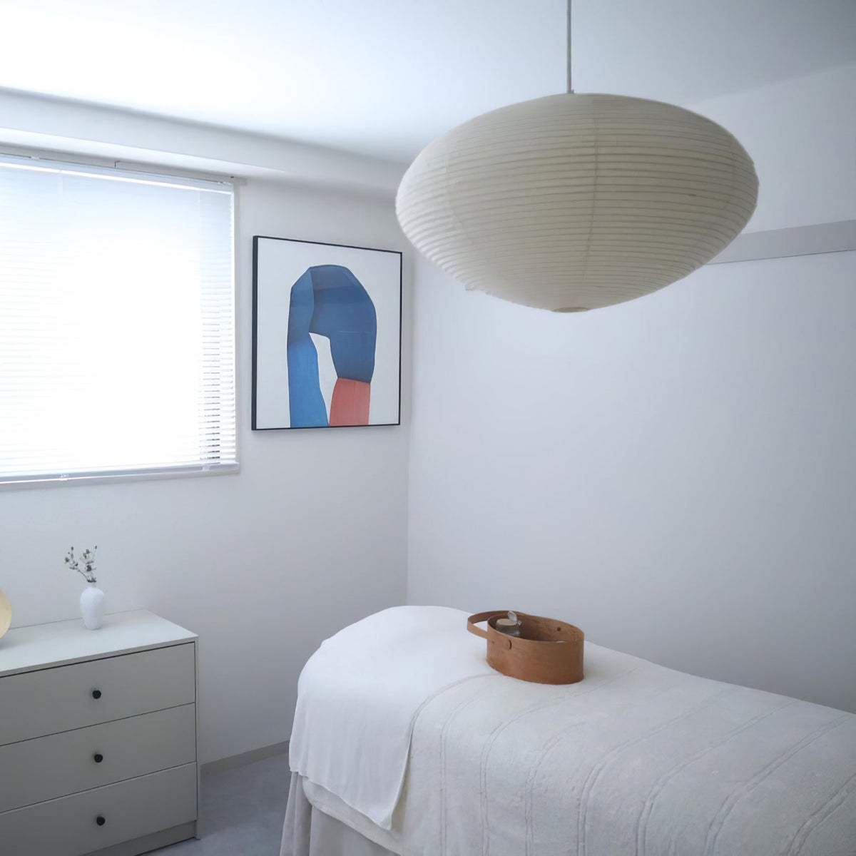 Elegant Paper Lantern Pendant Light | Japanese-Inspired Design for Soft Ambient Illumination