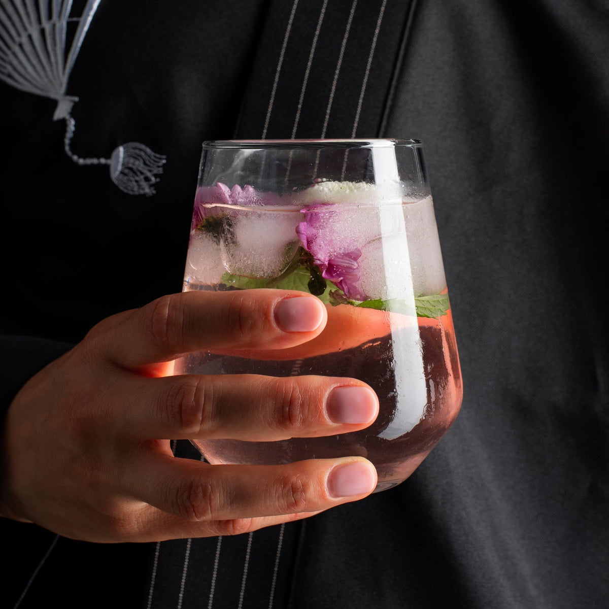 Elegant Stemless Wine Glasses | Modern Design Set of 6 for Versatile Enjoyment