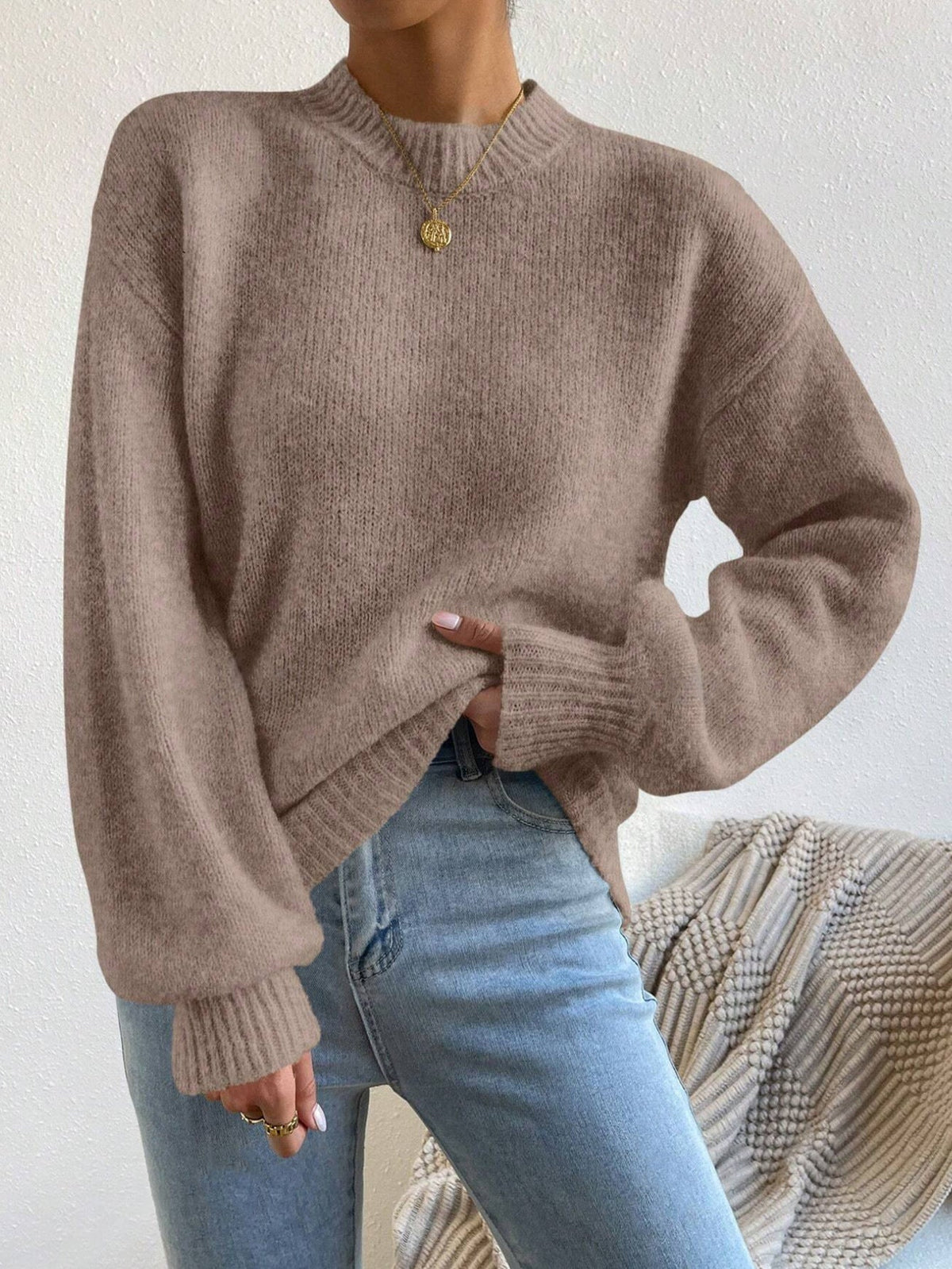 Delilah | Women's Cosy Relaxed-Fit Crewneck Jumper for Winter