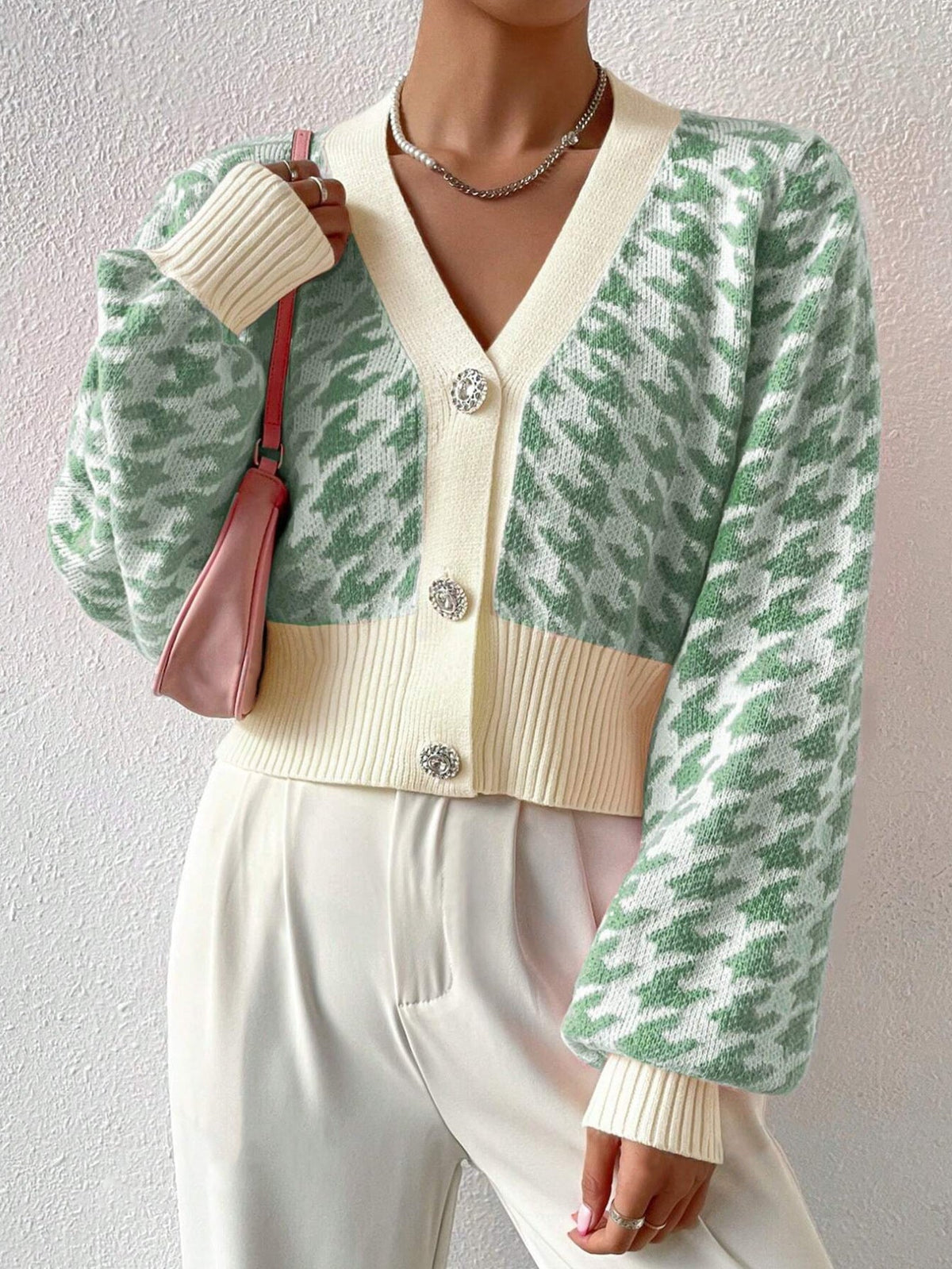 Violet | Women's Chic Cropped V-Neck Cardigan for Winter