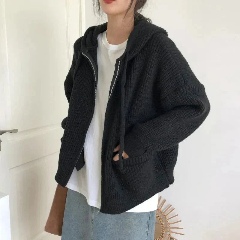 Sofia | Women's Cosy Zip-Up Knit Cardigan for Winter