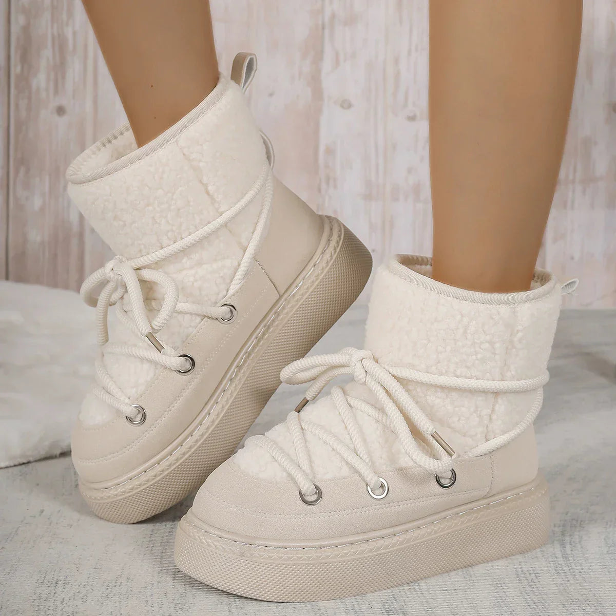 Leanne | Women's Stylish Lace-Up Winter Boots