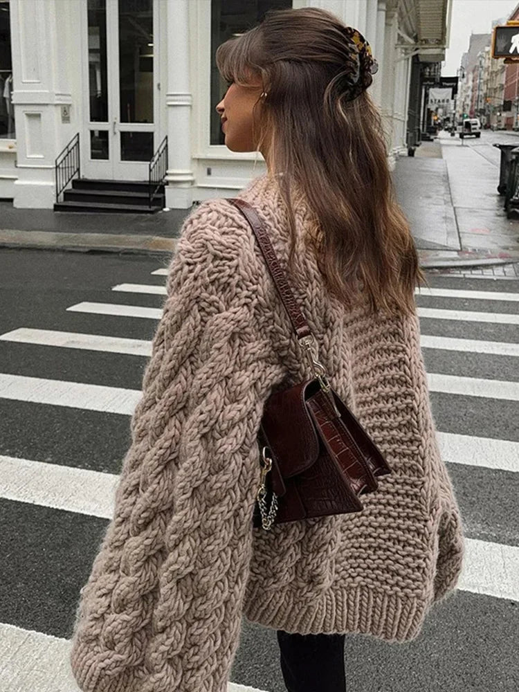 Gail | Chunky Knit Cosy Jumper for Winter
