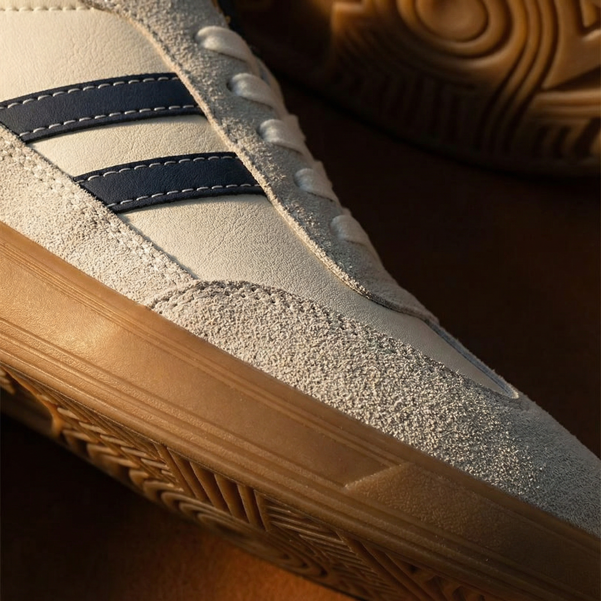 Victor | Men's Classic Shoes
