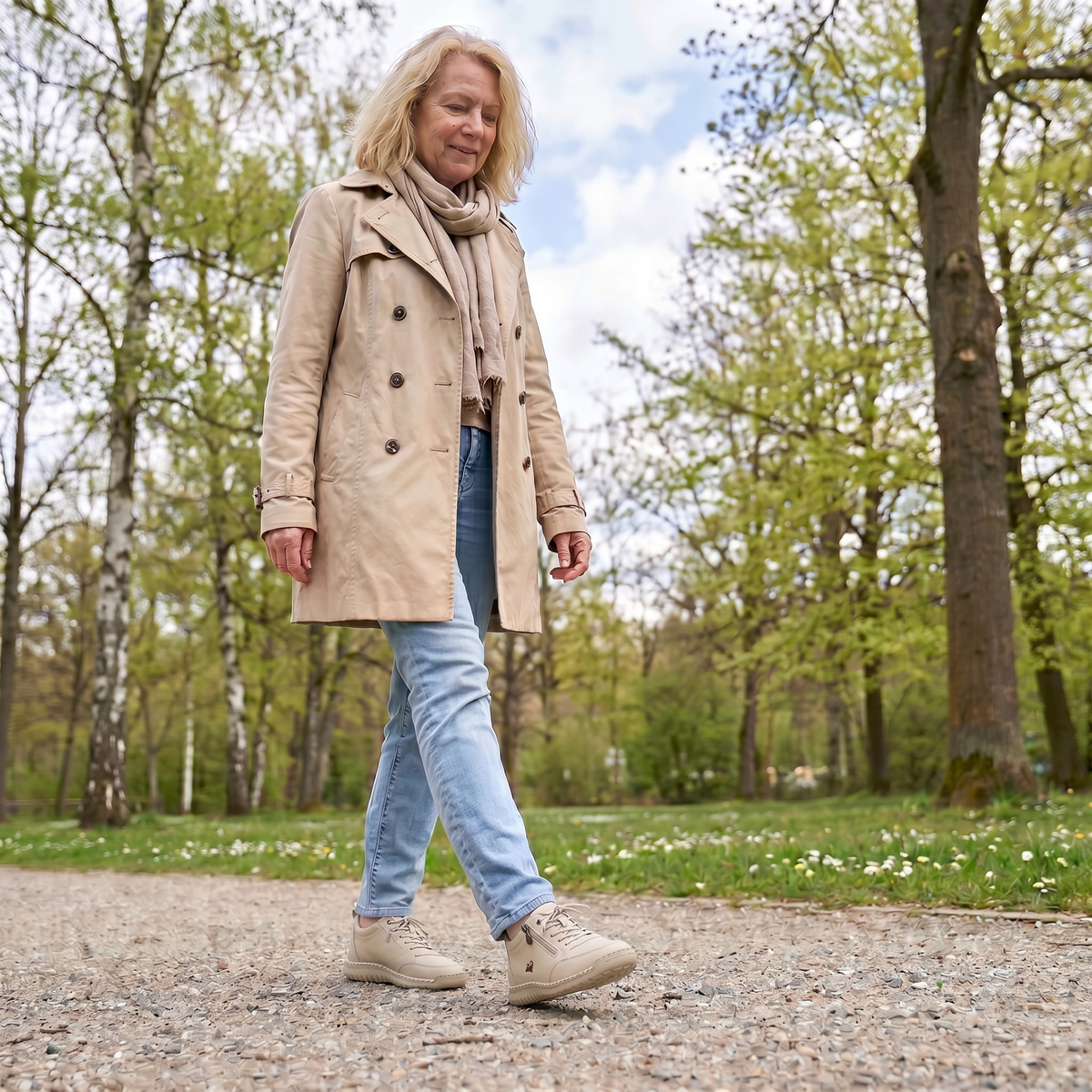Isla | Comfort Cushion-Step Trainers
