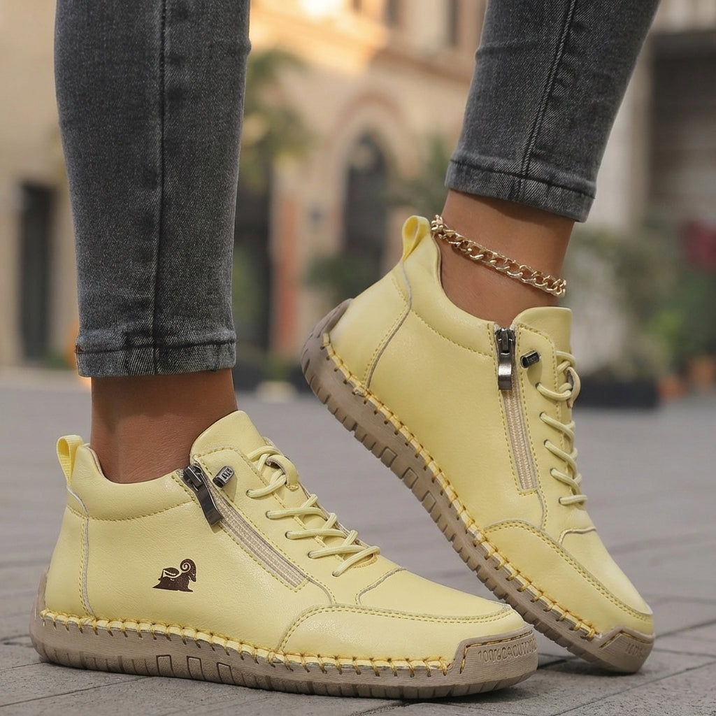 Isla | Comfort Cushion-Step Trainers