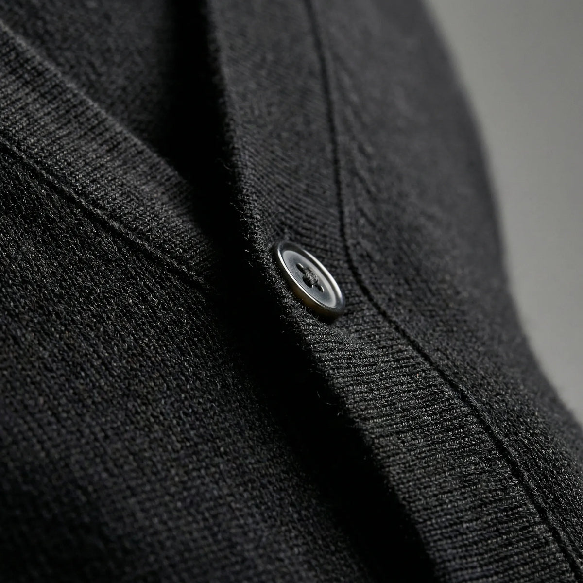 Slim-Fit Long-Sleeve Cardigan for Winter