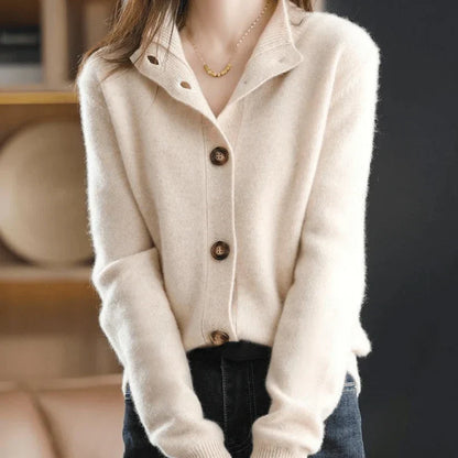 Cosy Relaxed-Fit Cashmere Cardigan for Winter