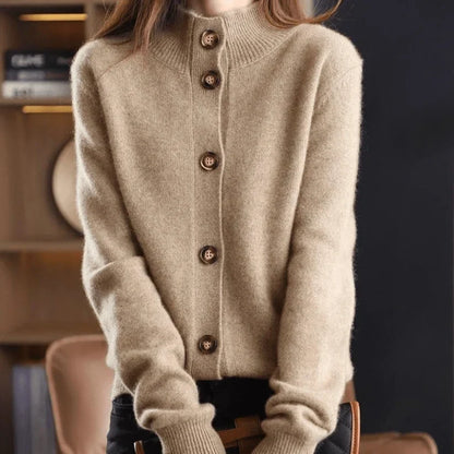 Cosy Relaxed-Fit Cashmere Cardigan for Winter