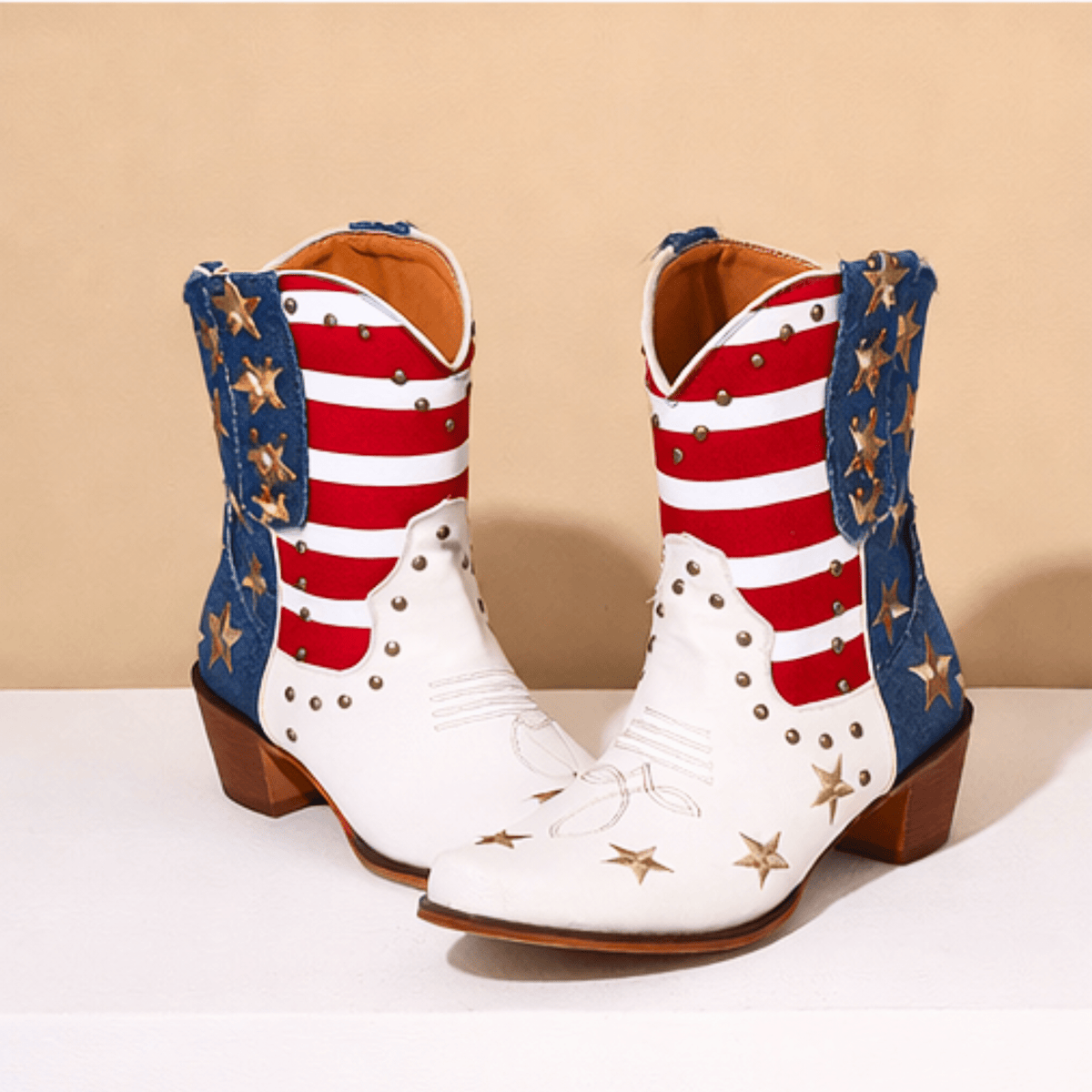 Vivienne | Embroidered Western-Style Boots