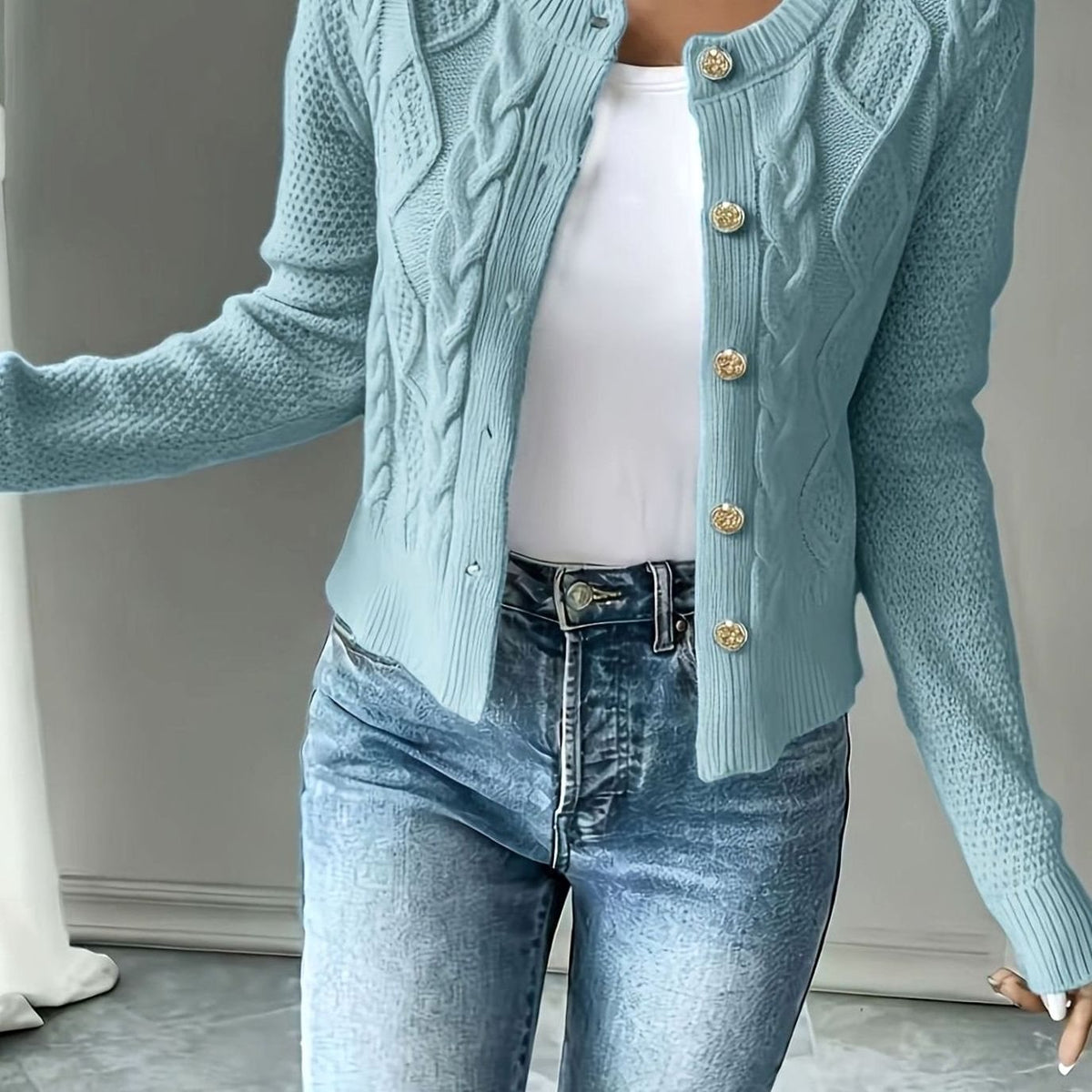 Katie | Women's Cable-Knit Cropped Cardigan for Winter