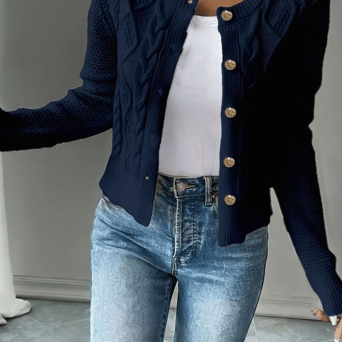 Katie | Women's Cable-Knit Cropped Cardigan for Winter