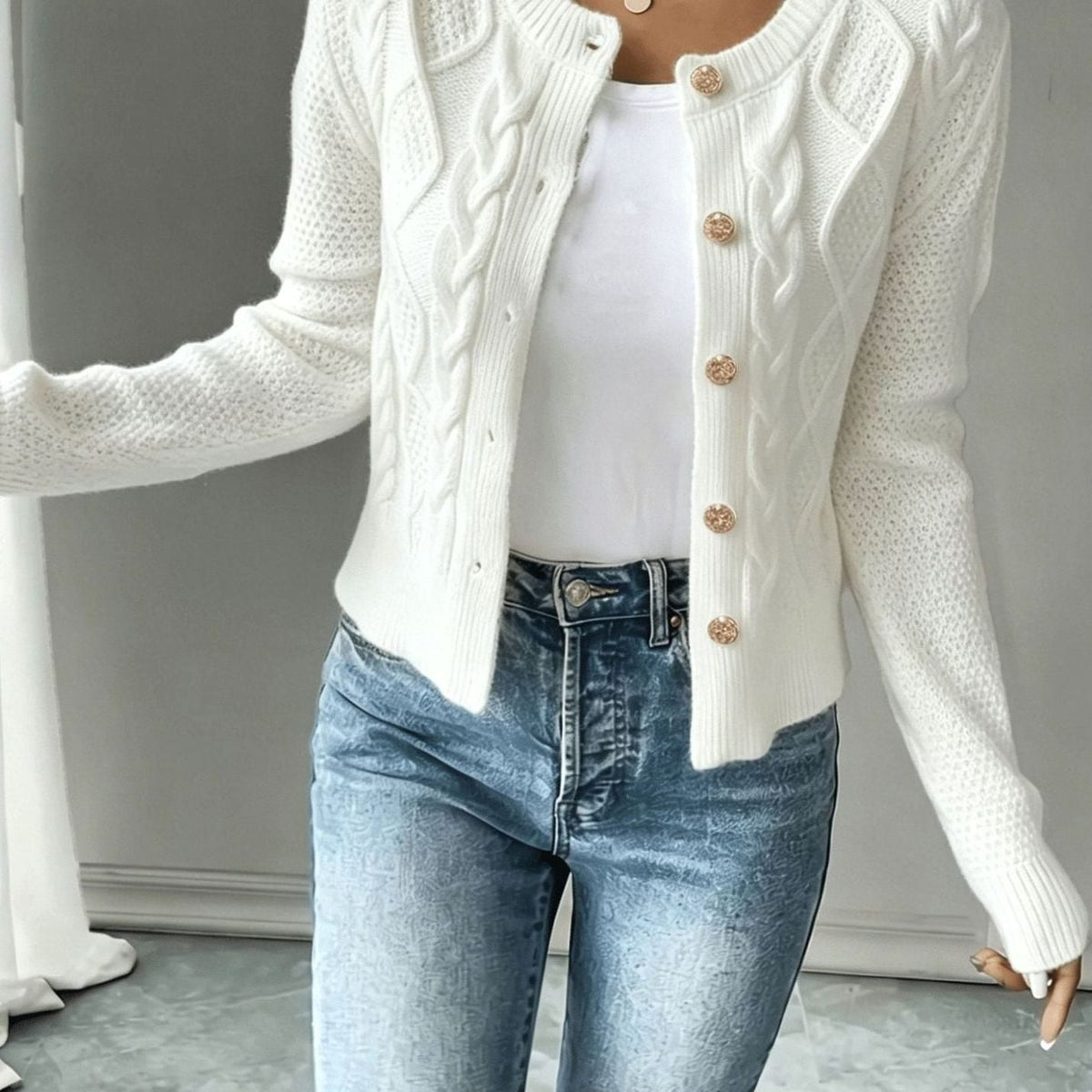 Katie | Women's Cable-Knit Cropped Cardigan for Winter