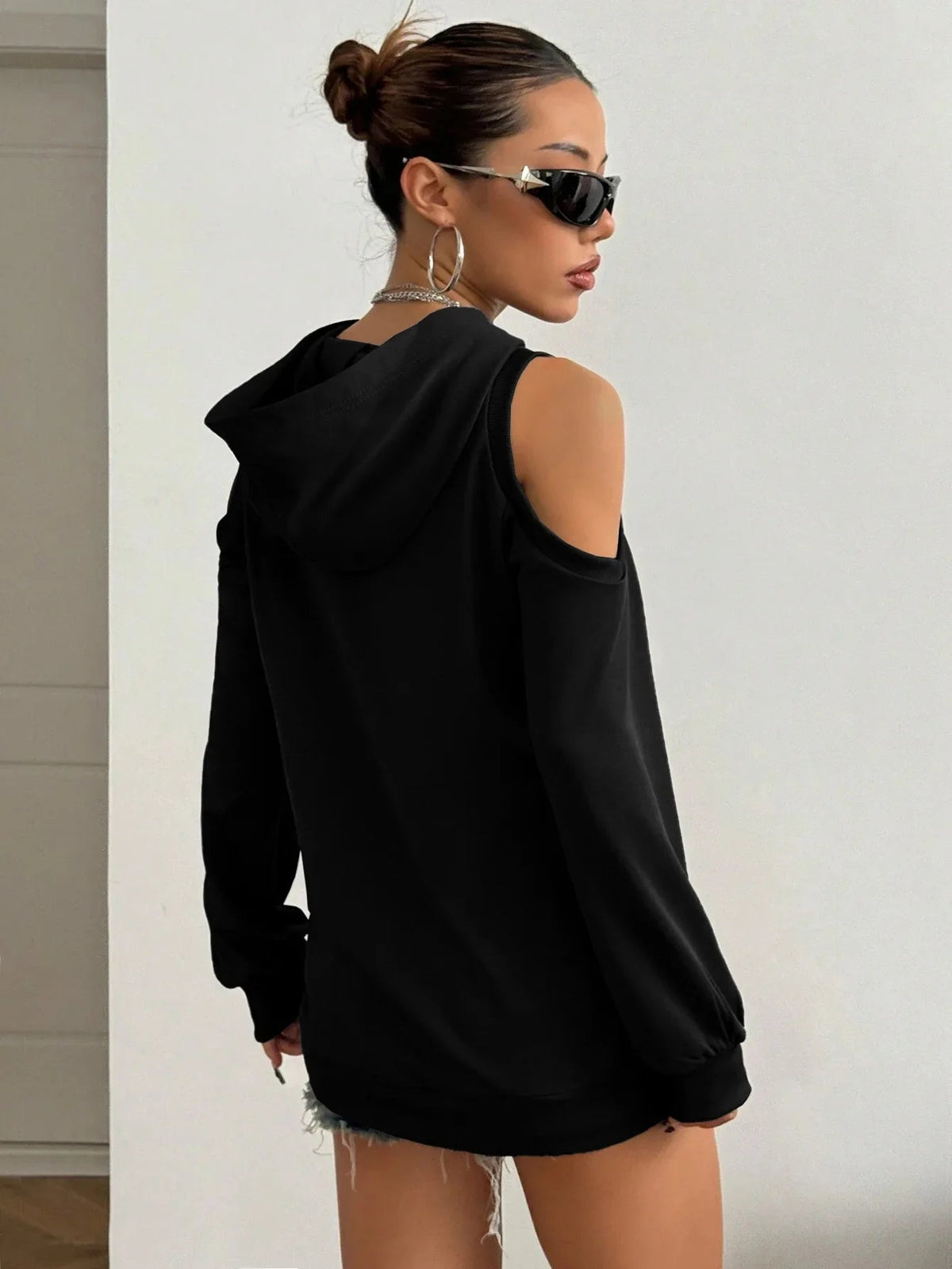 Cleo | Women's Chic Off-Shoulder Hoodie for Winter