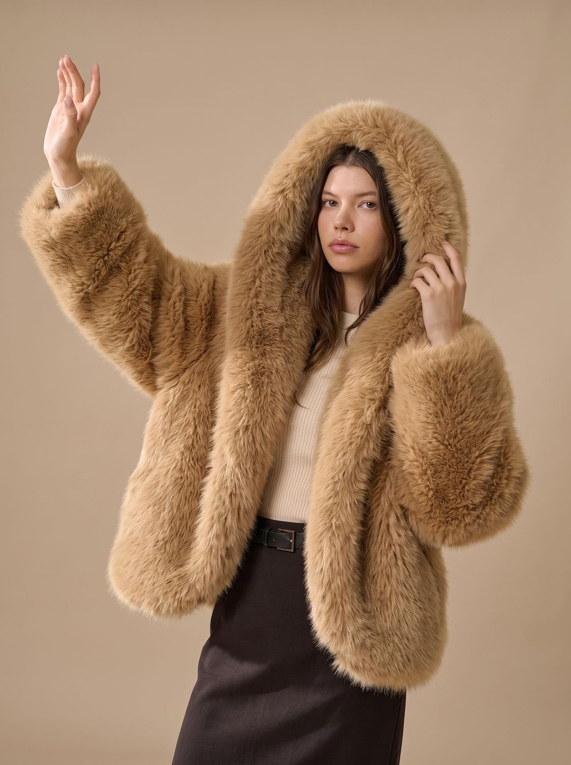 Annabel | Women's Oversized Hooded Faux Fur Winter Coat with Long Sleeves