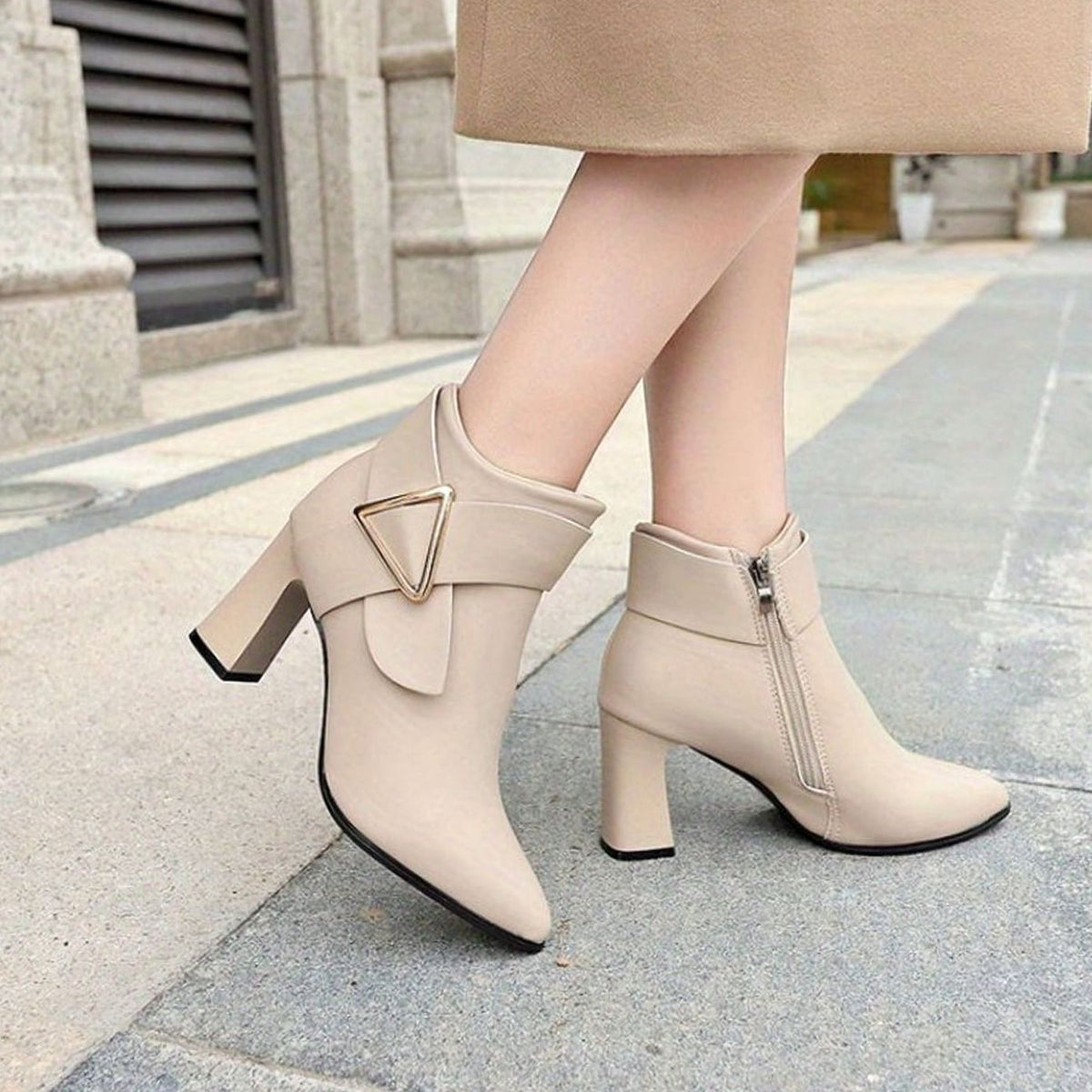 Holly | Women's Pointed-Toe Block Heel Ankle Boots