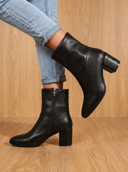Niamh | Women's Pointed-Toe Ankle Boots